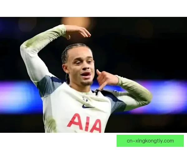 西蒙斯称欧冠大舞台主场争三分