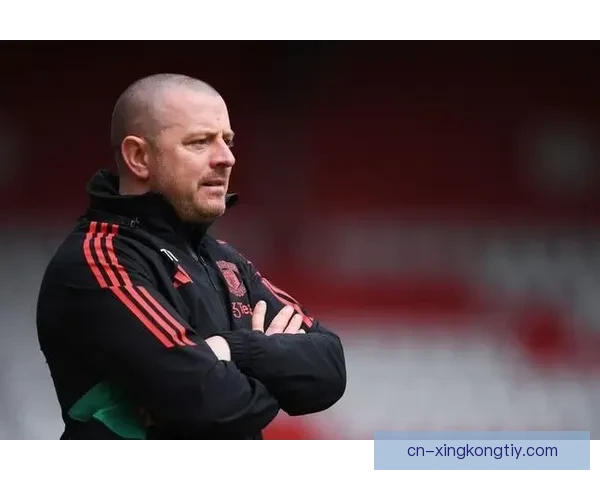 低调育人 曼联助教宾尼恩揭秘 低调育人 曼联助教宾尼恩揭秘